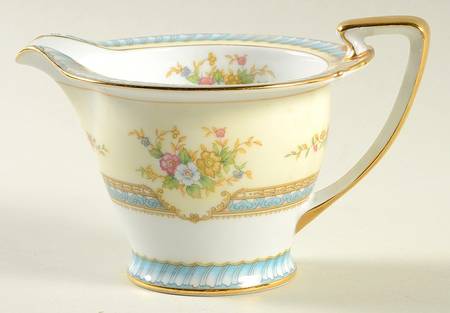 Lynrose Creamer