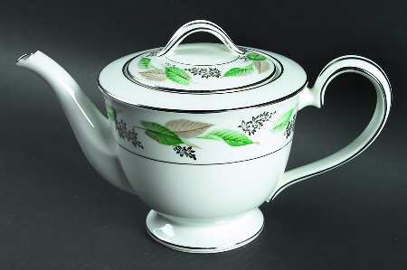 Lynwood Teapot & Lid