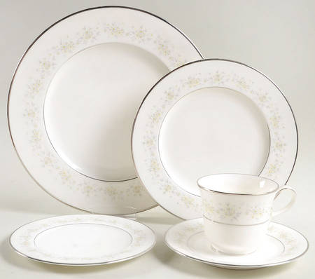 Lyric (9570) 5 Piece Place Setting