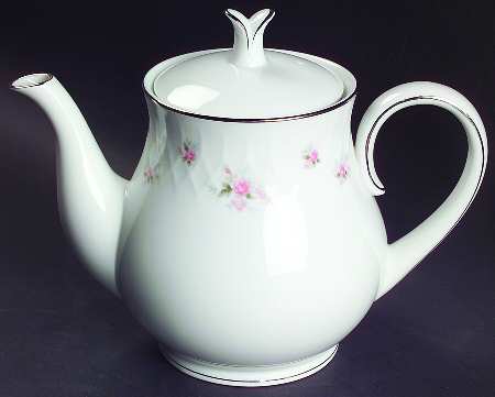 Mabel (Embossed) Teapot & Lid