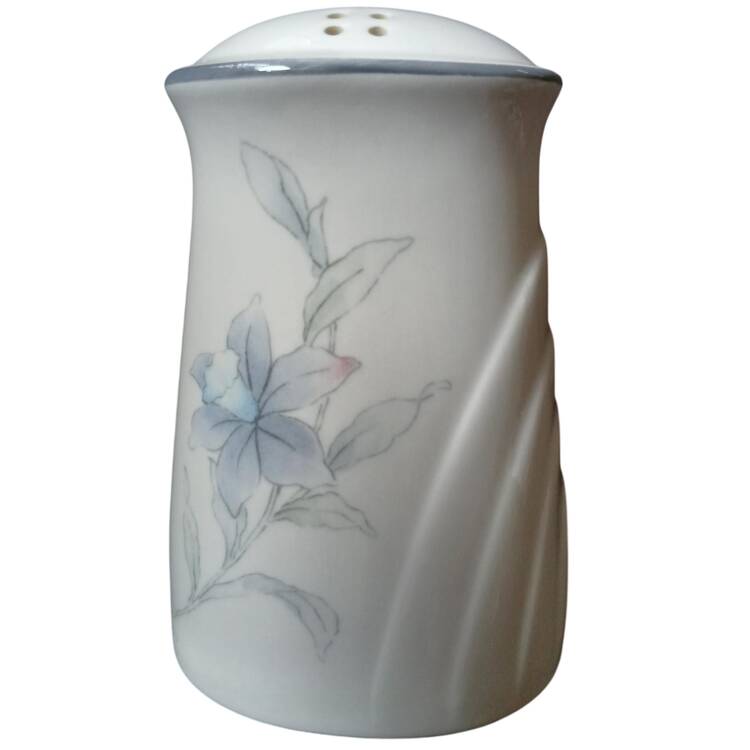 May Breeze Pepper Shaker