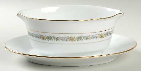Macon Gravy Boat with Attached Underplate
