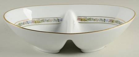 Macon 10" Oval Divided Vegetable Bowl