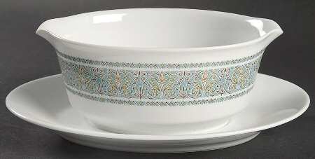 Madiera Gravy Boat with Attached Underplate