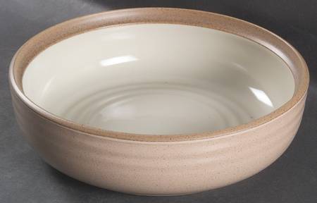 Madera Ivory 9" Round Baker