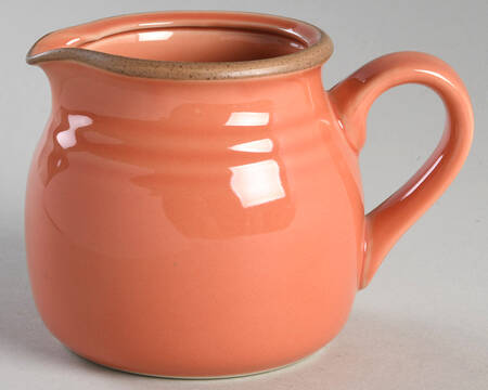 Madera Peach Creamer