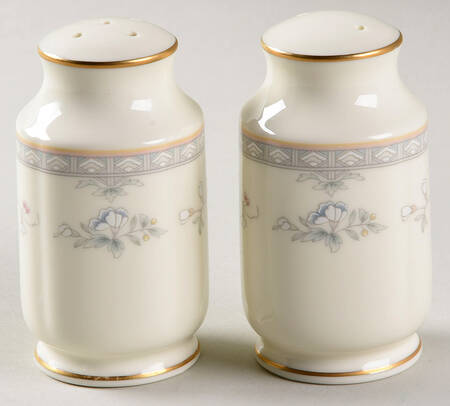 Mandarin Garden Salt & Pepper Set