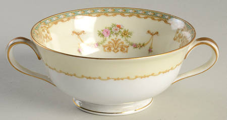 Magnolia Footed Cream Soup Bowl