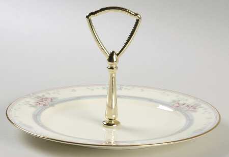 Magnificence Round Serving Plate with Handle (SP)
