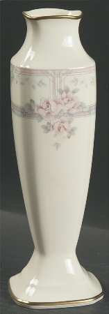 Magnificence 8" Bud Vase