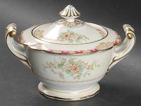 Malta Sugar Bowl & Lid