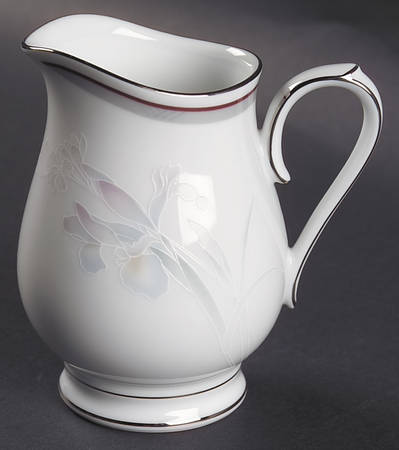 Malverne Creamer by Noritake