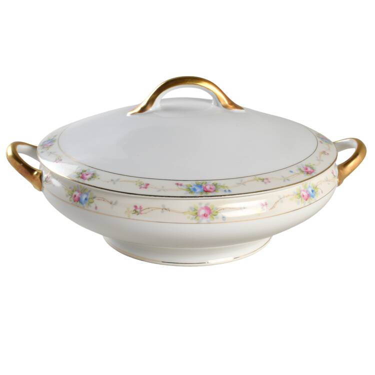Marguerite Round Covered Vegetable