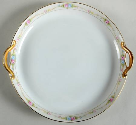Marguerite Handled Cake Plate