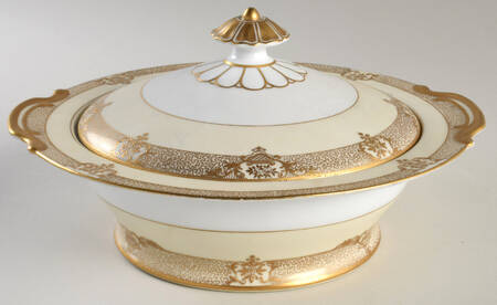 Marcisite Round Covered Vegetable