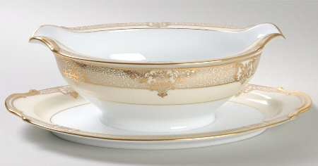 Marcisite Gravy Boat with Attached Underplate
