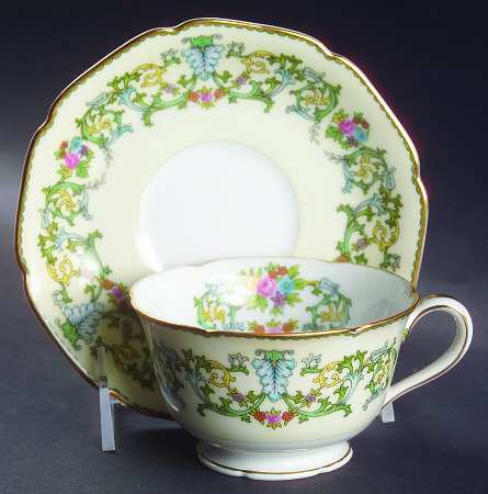 Marcola Footed Cup & Saucer Set