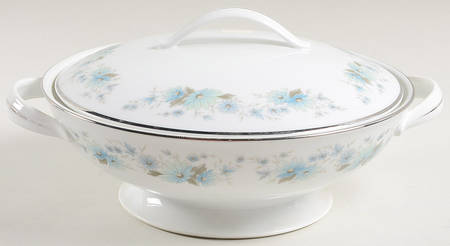 Marella Round Covered Vegetable