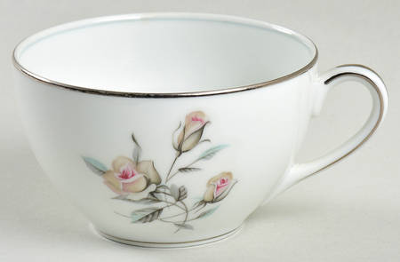 Margot Snack Cup