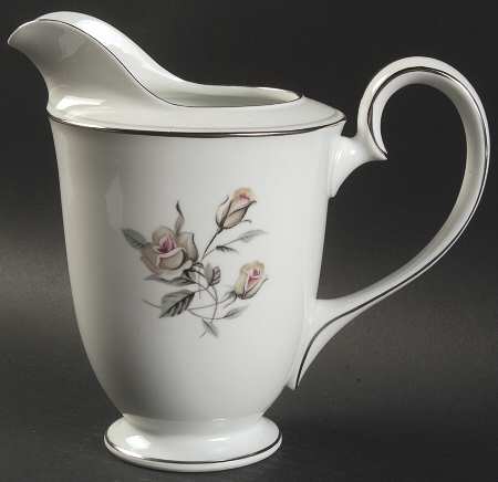Margot 28 Oz Pitcher