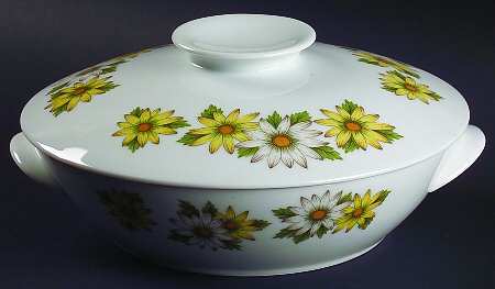 Marguerite 2 Qt Round Covered Casserole