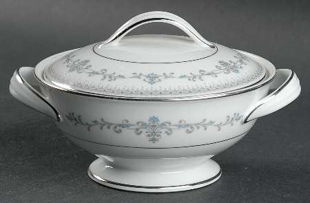 Maria Sugar Bowl & Lid