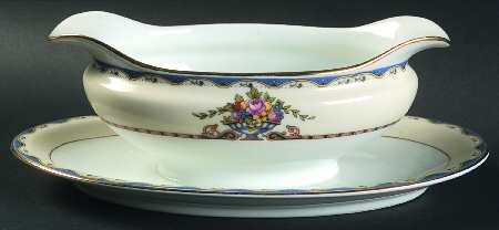 Mariana Gravy Boat with Attached Underplate