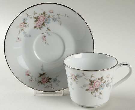 Marianne Flat Cup & Saucer Set