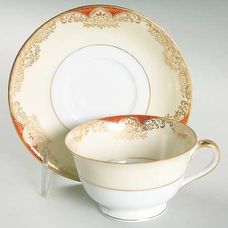 Marietta Footed Cup & Saucer Set