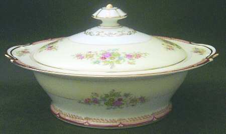 Mariposa Round Covered Vegetable