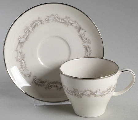 Marquis Flat Cup & Saucer Set