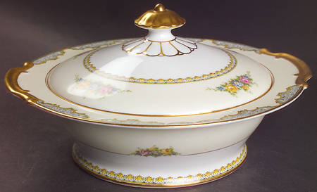 Martelle Round Covered Vegetable