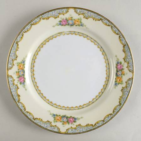 Martelle Luncheon Plate