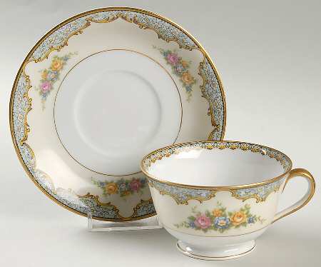 Martelle Footed Cup & Saucer Set