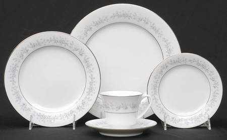 Marywood 40 Piece Set