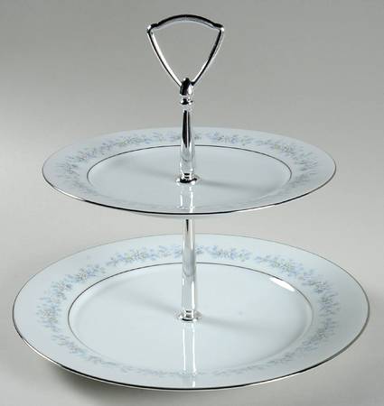 Marywood 2 Tiered Serving Tray (Dinner & Salad Plate)