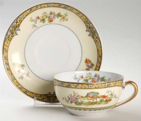 Matrix Flat Cup & Saucer Set