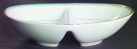 Maya 10" Oval Divided Vegetable Bowl