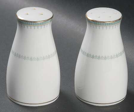 Maya Salt & Pepper Set