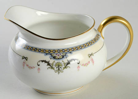 Mayfair (Gold Trim) Creamer