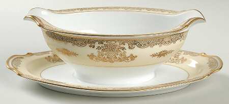 Mayfield Gravy Boat with Attached Underplate