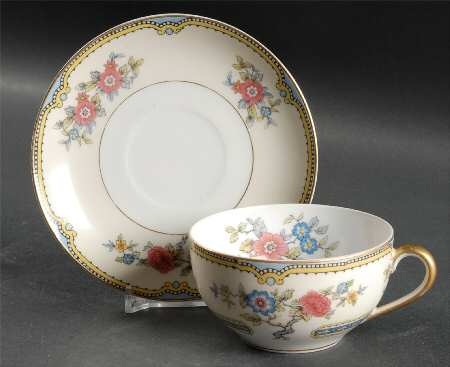 Mayflower Flat Cup & Saucer Set