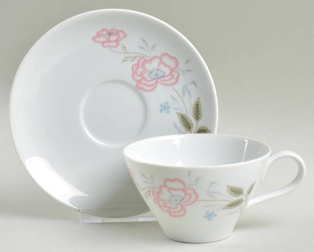 Maysville Flat Cup & Saucer Set