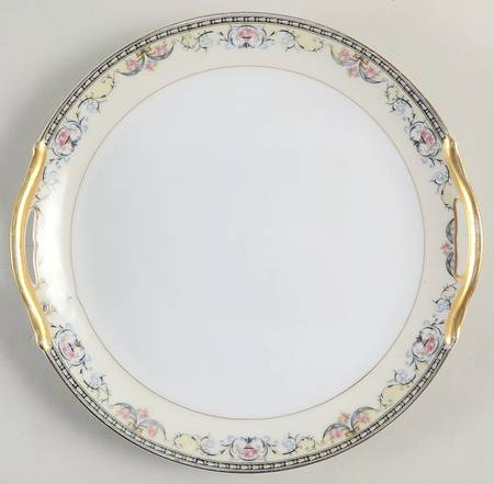 Mayville Handled Cake Plate