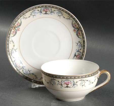 Mayville Flat Cup & Saucer Set