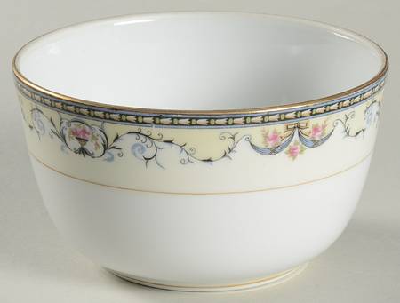 Mayville Cranberry Bowl
