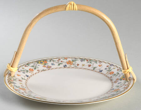 Meadow 5 3/8"-5 5/8" Bamboo Handled Serving Plate  HC