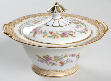 Medean Sugar Bowl & Lid
