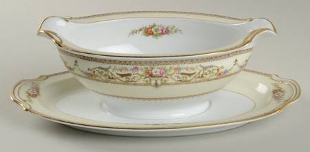 Medeci Gravy Boat with Attached Underplate