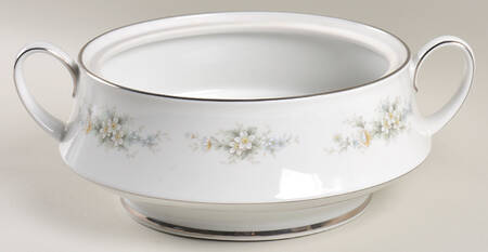Melissa Round Vegetable No Lid by Noritake